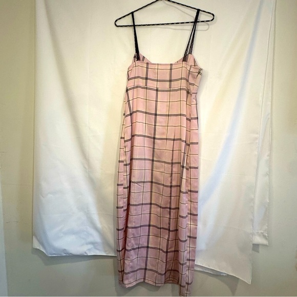 Urban Outfitters Cher Pink Plaid Slip Dress Size Medium - Picture 2 of 5